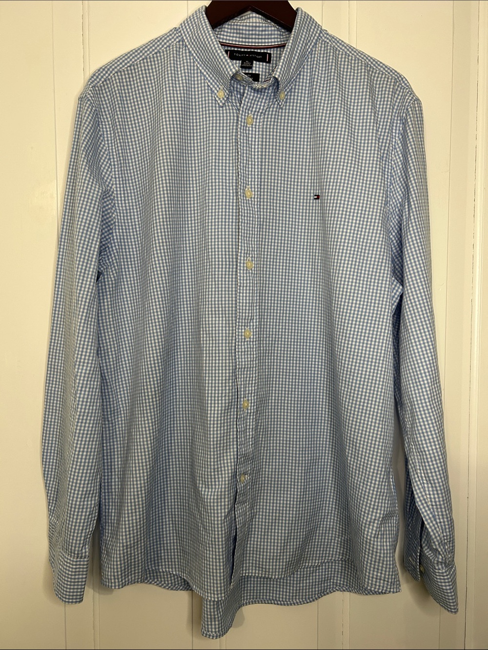 Tommy Hilfiger XL Blue and White Gingham Button-Down lightweight designer Shirt